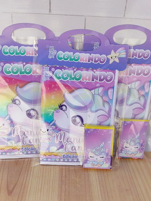 Livrinho de colorir com giz - unicornio