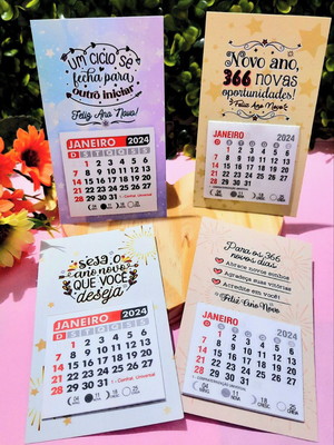 Mini calendário com imã- 2024