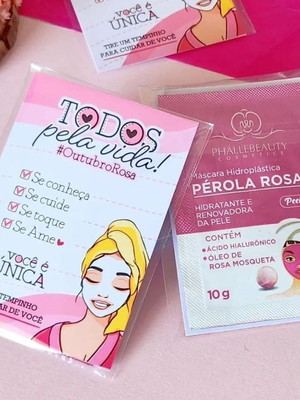 Card com máscara facial- outubro rosa