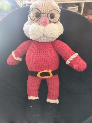 Lindo papai noel,feito em amigurumi, com linha anti alérgica