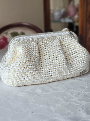 Bolsa de crochê em fio de seda off-white - toronto