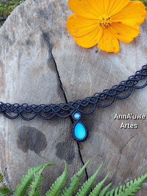 Colar choker macramê pedra da lua (opalina)