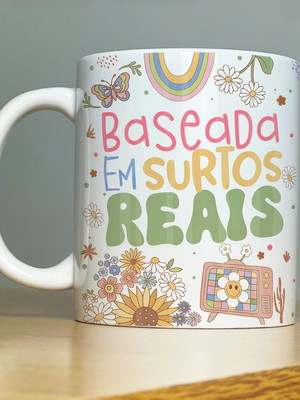 Caneca engraçada vibes baseado em surtos reais