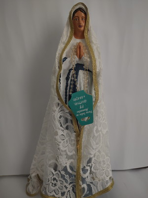 Nossa senhora de lourdes com terço e véu 41cm