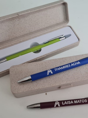 Caneta metal personalizada + caixinha plástica