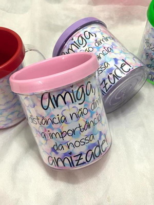 Canecas de acrílico amigas
