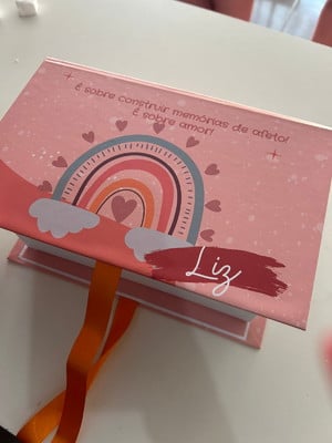 Caixa rígida para convite de padrinhos com caneca
