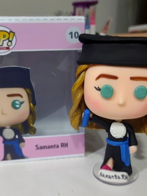 Boneca formanda personalizada funko pop com caixa