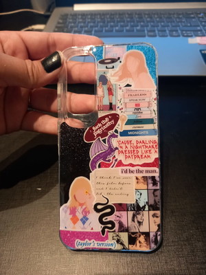 Capa personalizada com resina