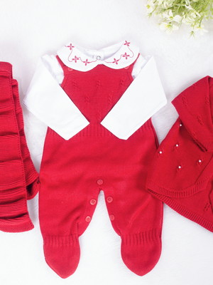 Saída maternidade de menina vermelha vitória tricot 4 peças