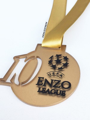Medalha personalizada aniversário gincana acrílico