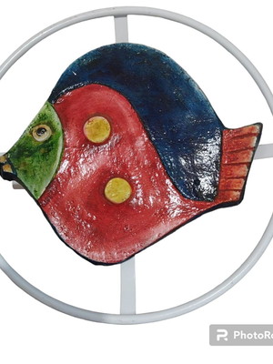 Suporte para mangueira em ferro e cerâmica peixe bola