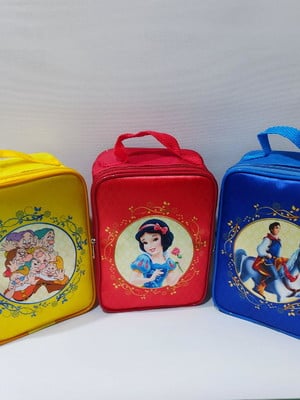 Bolsinha branca de neve