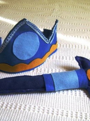 Kit príncipe coroa e espada em feltro