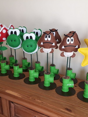 Centro de mesa no palito tema mario bros