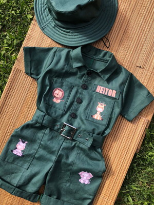 Macacão safari infantil