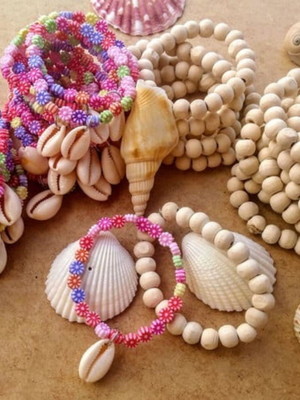 Kit 40 pulseiras moana + 25 colares maui