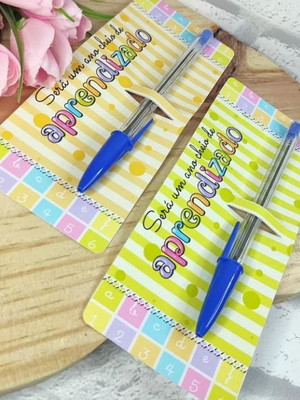 Brinde volta as aulas card com caneta
