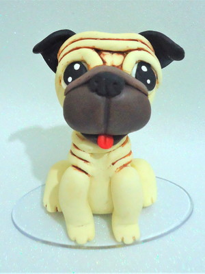 Cachorrinho pug lembrança enfeite topo bolo pets