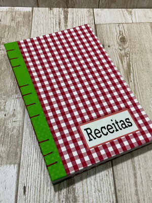 Caderno de receitas - xadrez vermelho