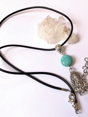 Cordão colar com turquesa moeda e ganesha