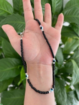 Choker de miçangas olho grego