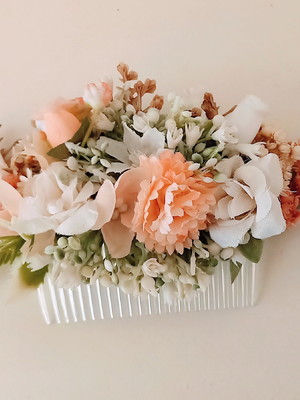 Arranjo de cabelo / grinalda de flores realista