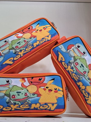 Estojo lembracinha pokemon