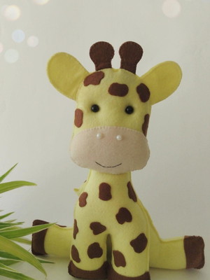 Girafa em feltro