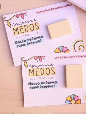 Card com borracha- volta as aulas