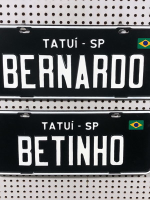 Placa personalizada carro alto relevo - alumínio