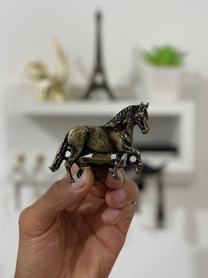 Cavalo abridor de garrafas