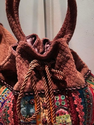 Bolsa de alça curta
