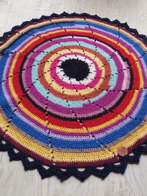 Tapete redondo colorido croche