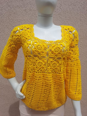 Blusa square de croche manga 3/4