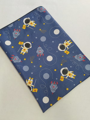 Saco impermeável para roupas 28x40 com zíper - astronauta