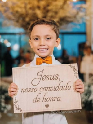 Placa amadeirada jesus nosso convidado de honra