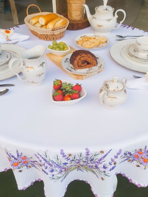 Toalha de mesa retangular lavanda crochet