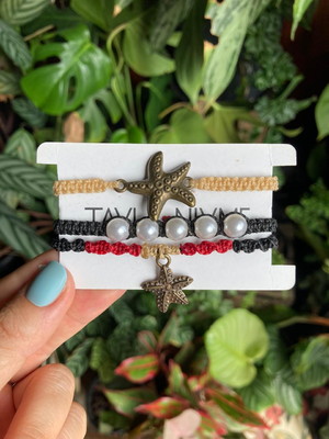 Kit com 3 pulseiras de macramê