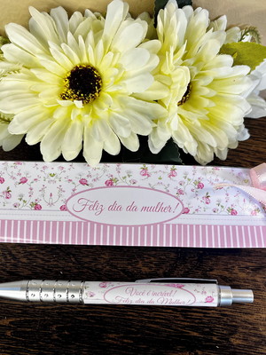 Caneta personalizada com caixinha/sacolinha dia das mulheres