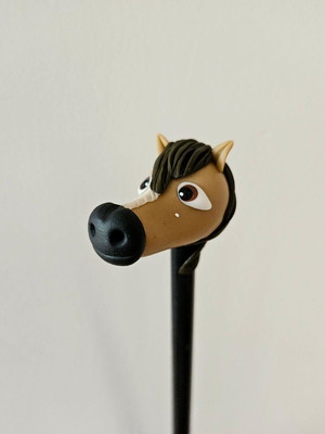 Lapis com ponteiras cavalo spirit biscuit