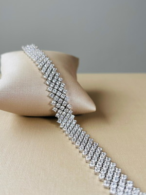 Pulseira cravejada moissanite