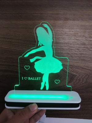 Luminária abajur acrílico personalizada com led bailarina 02