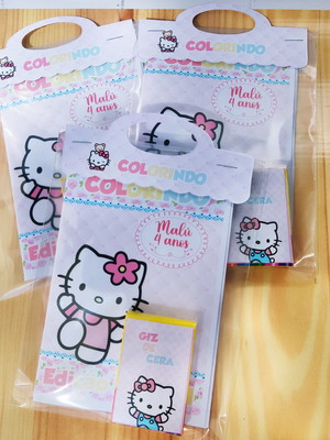 Livrinho de colorir com giz - hello kitty