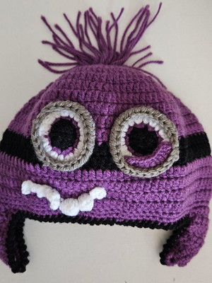 Touca de croche minion malvado
