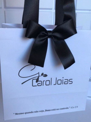20 sacolas de papel com laço personalizadas com logomarca