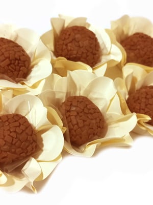 Forminhas para doces flor dupla papel marfim promoção!!!
