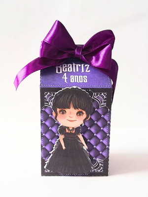 Caixa milk wandinha