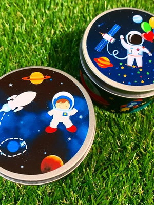 Lata de metal personalizada astronauta