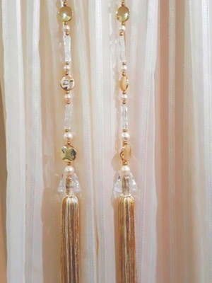 Pingentes de cortina franja pérola dourado